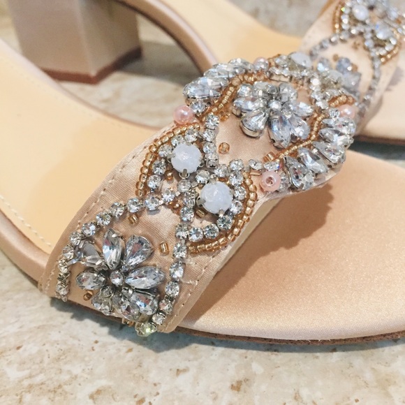 NEW Betsey Johnson Rhinestone Champagne Chunky Heels 6.5 Wedding Party Satin - Picture 8 of 13